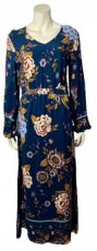 W/2776 B CREAM robe - Différentes tailles  - Outlet / Nouveau